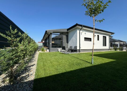 c00fab74-bc18-41e4-8a21-26a012ad8f71